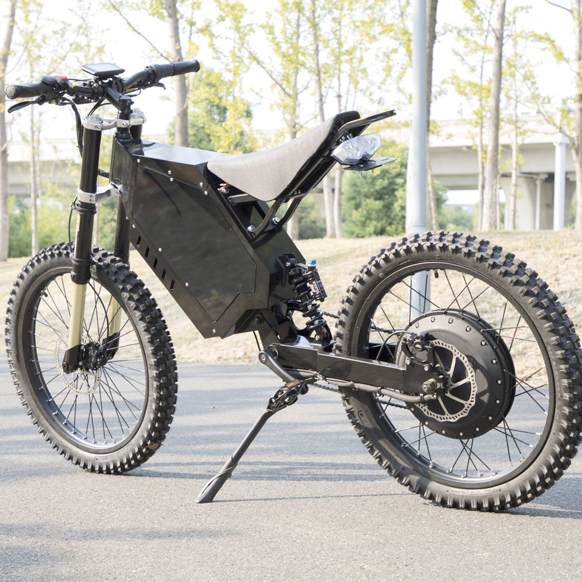 Bici Elettrica da Strada e Fuo - 72V 12000W Electric Dirt Bike recensione e prezzo